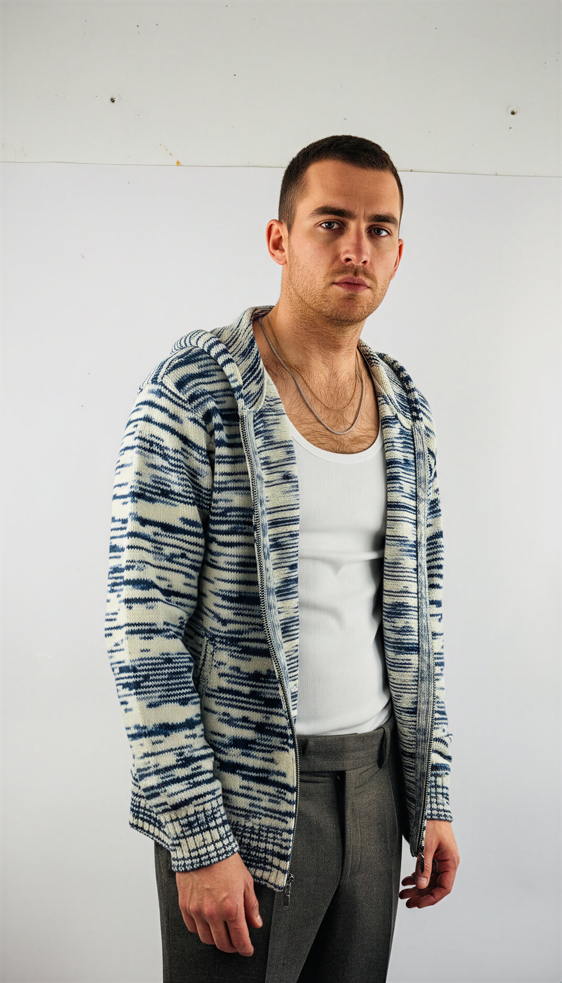 Hoodie Handgemacht in Peru Baby Alpaka Wolle Regular Fit Kapuze/Zipper Blau/Weiß