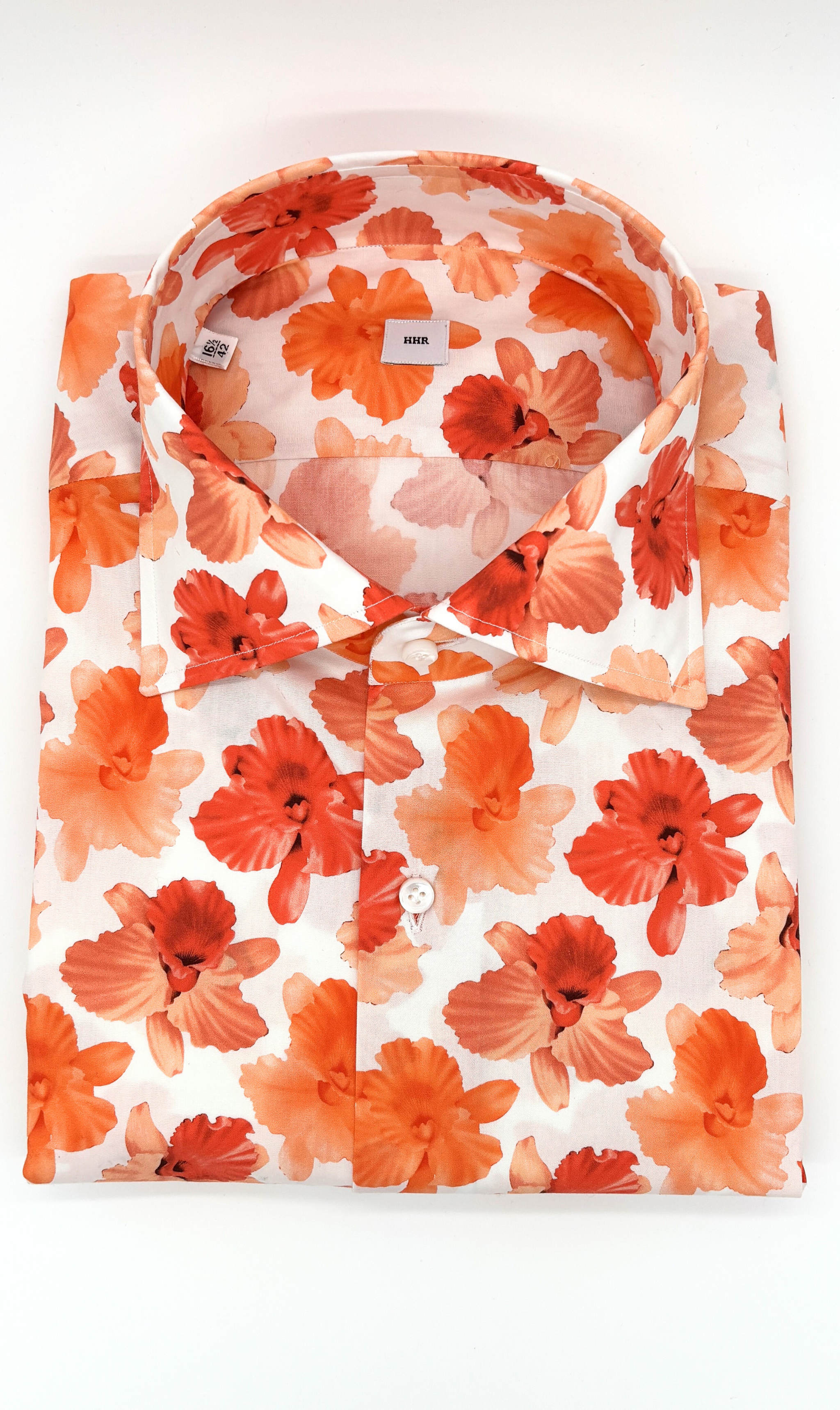 Nachhaltiges Herrenhemd mit orangenem Blumen Muster, Slim-Fit-Schnitt, handgefertigt in Italien aus ägyptischer Baumwolle.